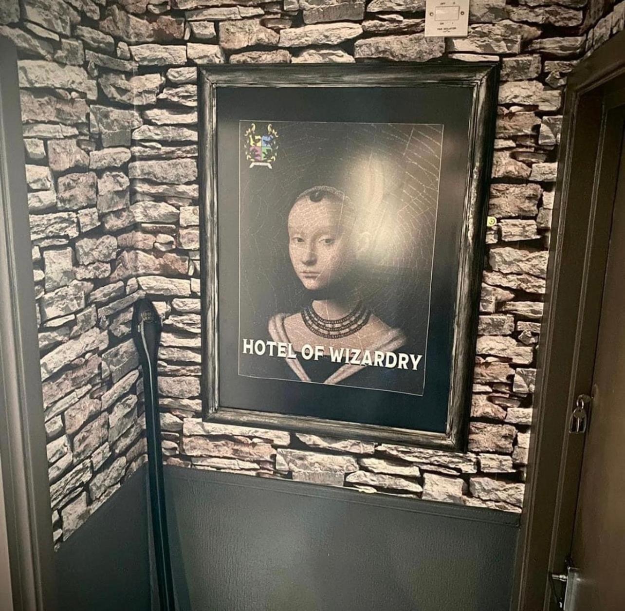 Hotel Of Wizardry グレート・ヤーマス エクステリア 写真